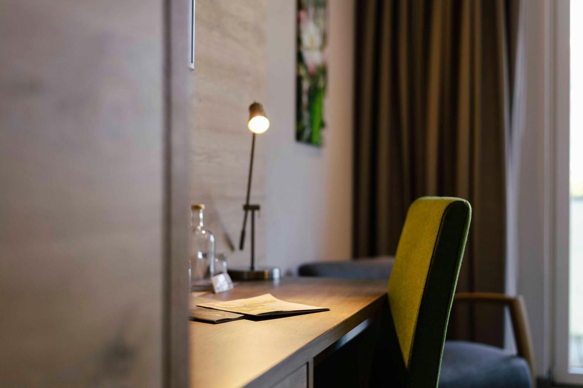 Hotel Pfeiss Lana Ngoại thất bức ảnh