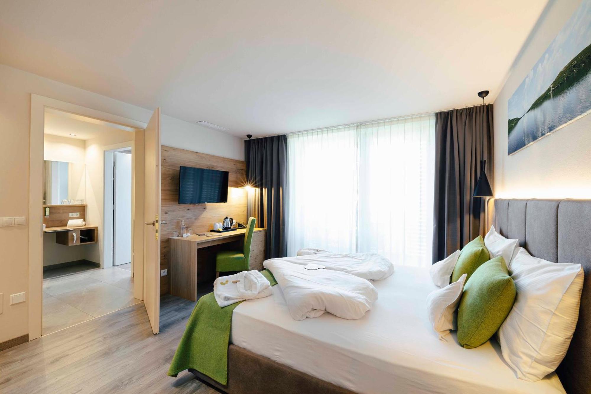 Hotel Pfeiss Lana Ngoại thất bức ảnh
