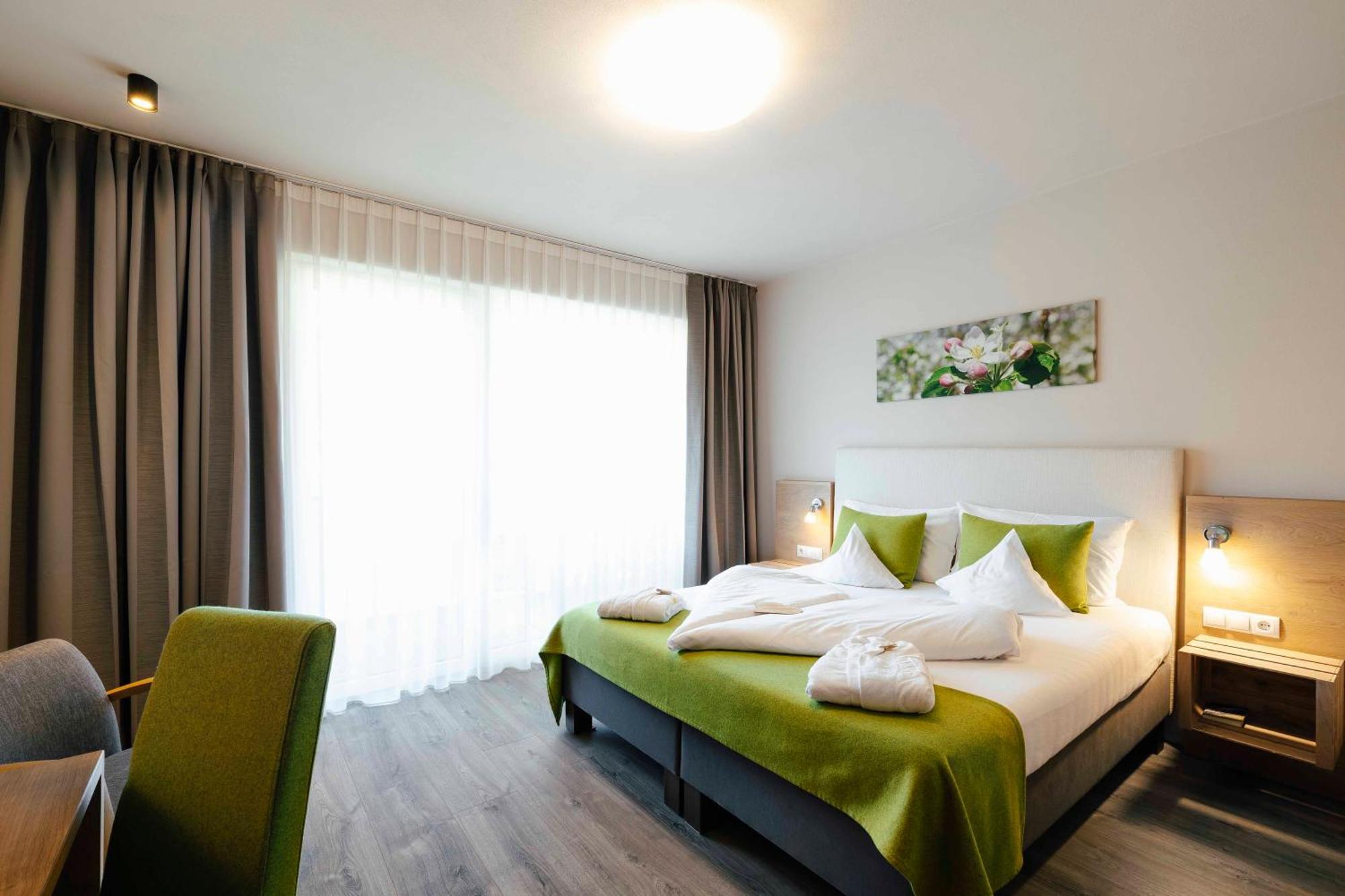 Hotel Pfeiss Lana Ngoại thất bức ảnh
