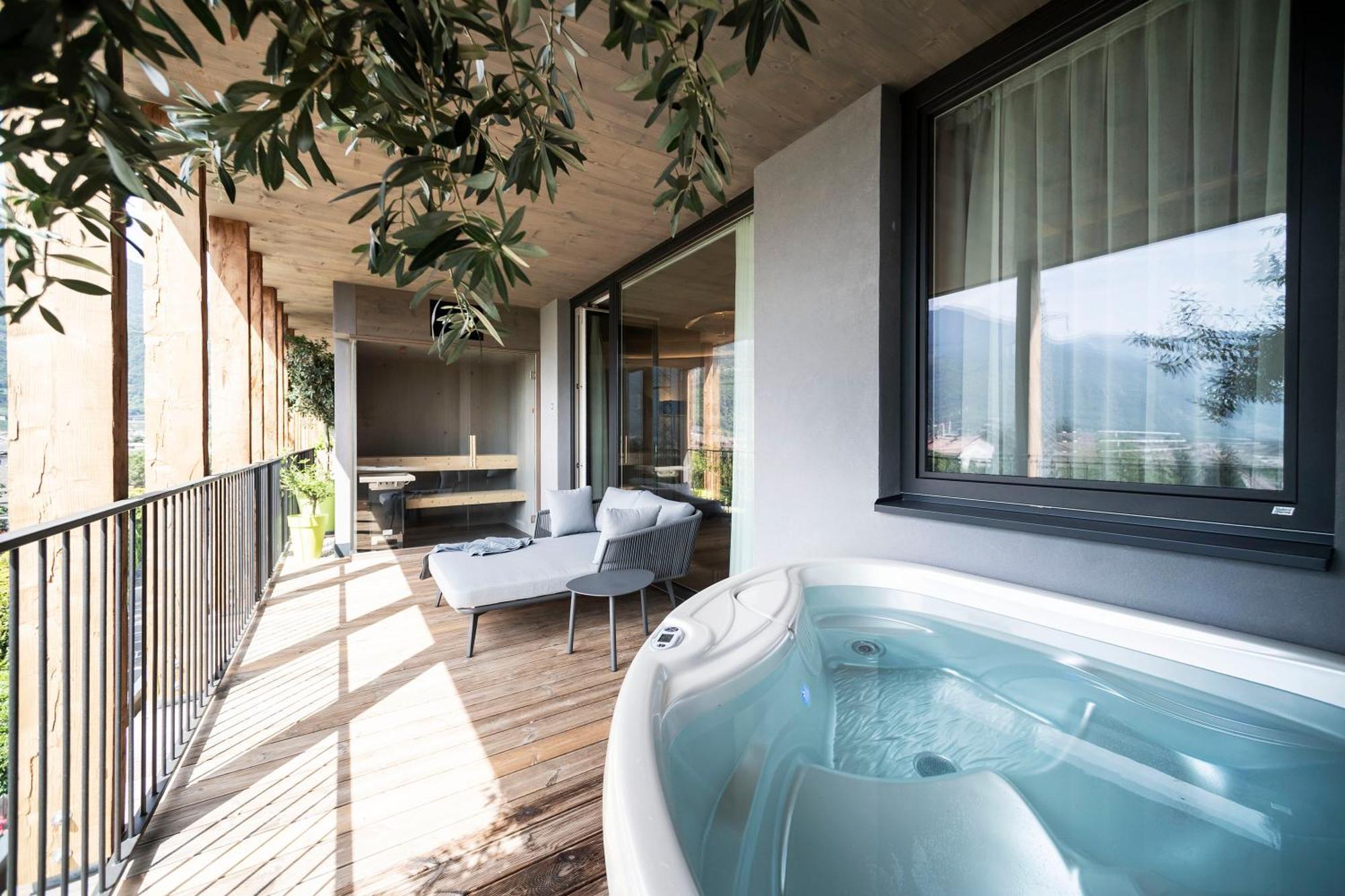Hotel Pfeiss Lana Ngoại thất bức ảnh