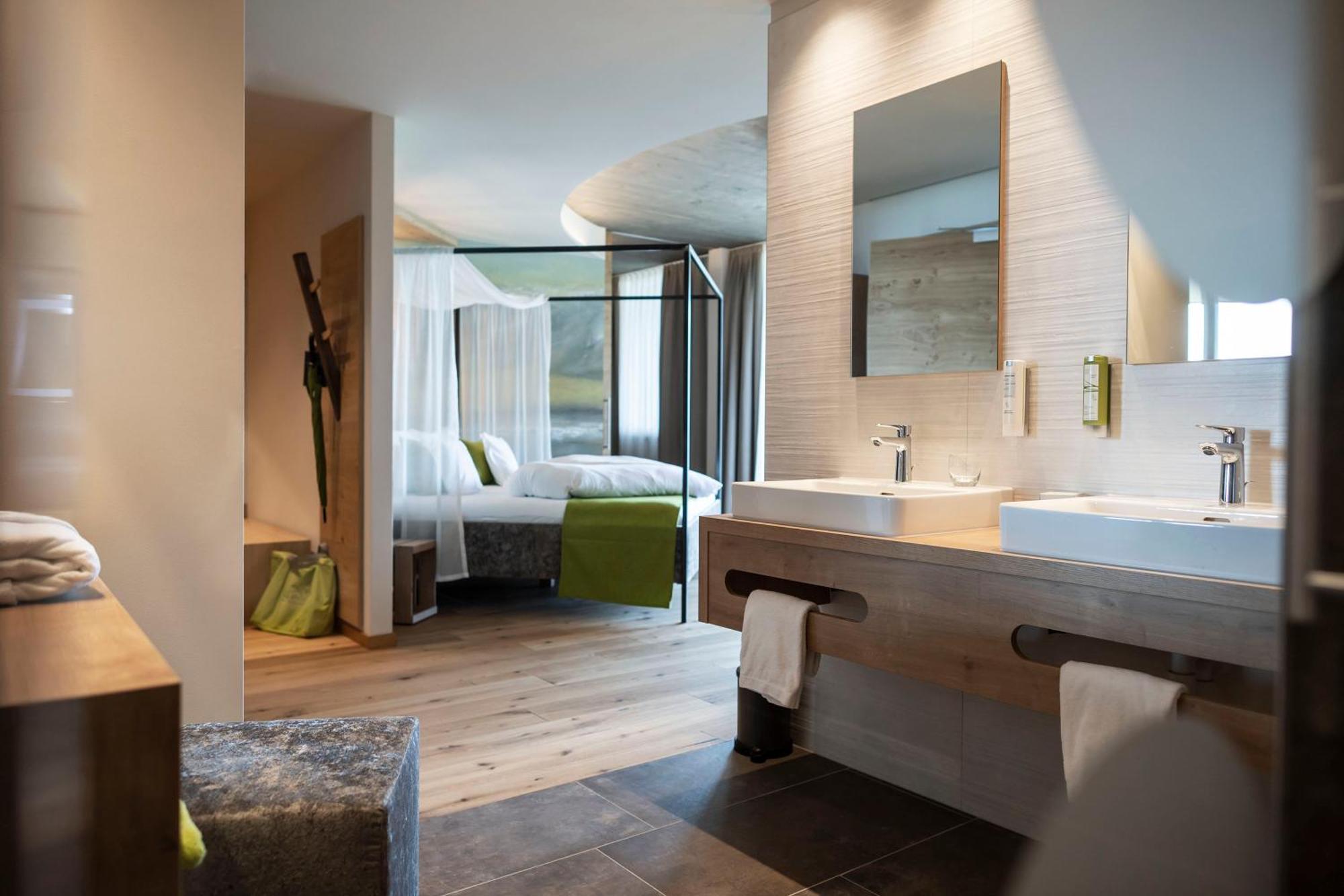 Hotel Pfeiss Lana Ngoại thất bức ảnh