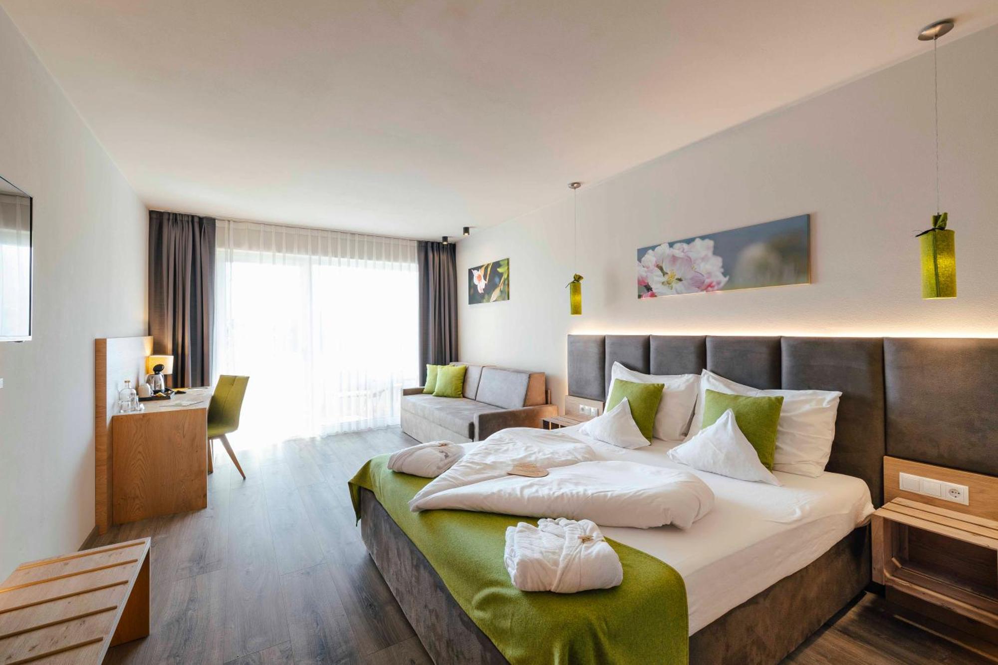 Hotel Pfeiss Lana Ngoại thất bức ảnh