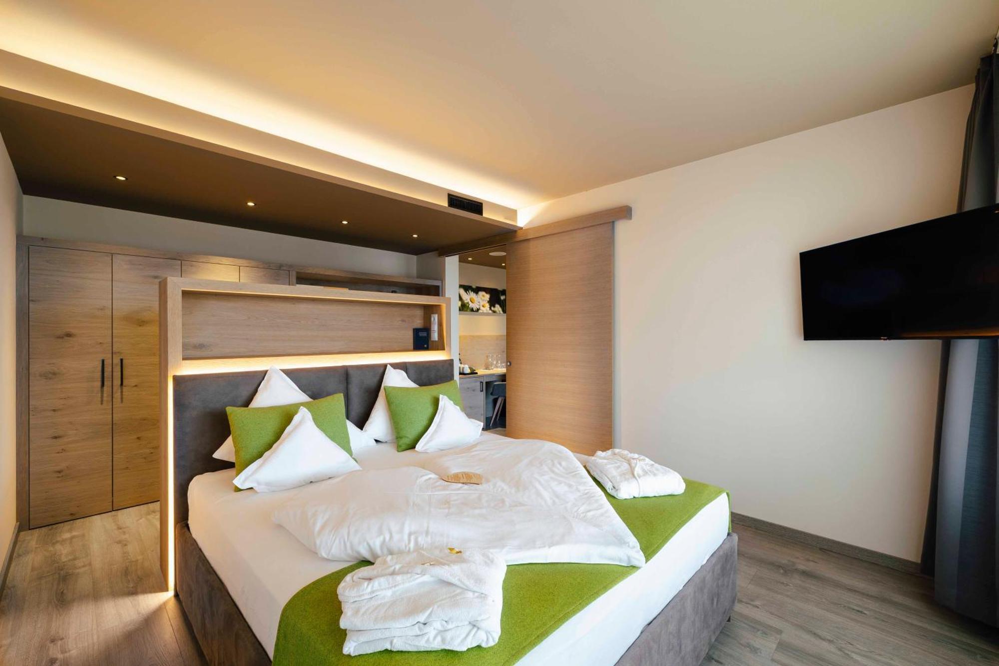 Hotel Pfeiss Lana Ngoại thất bức ảnh